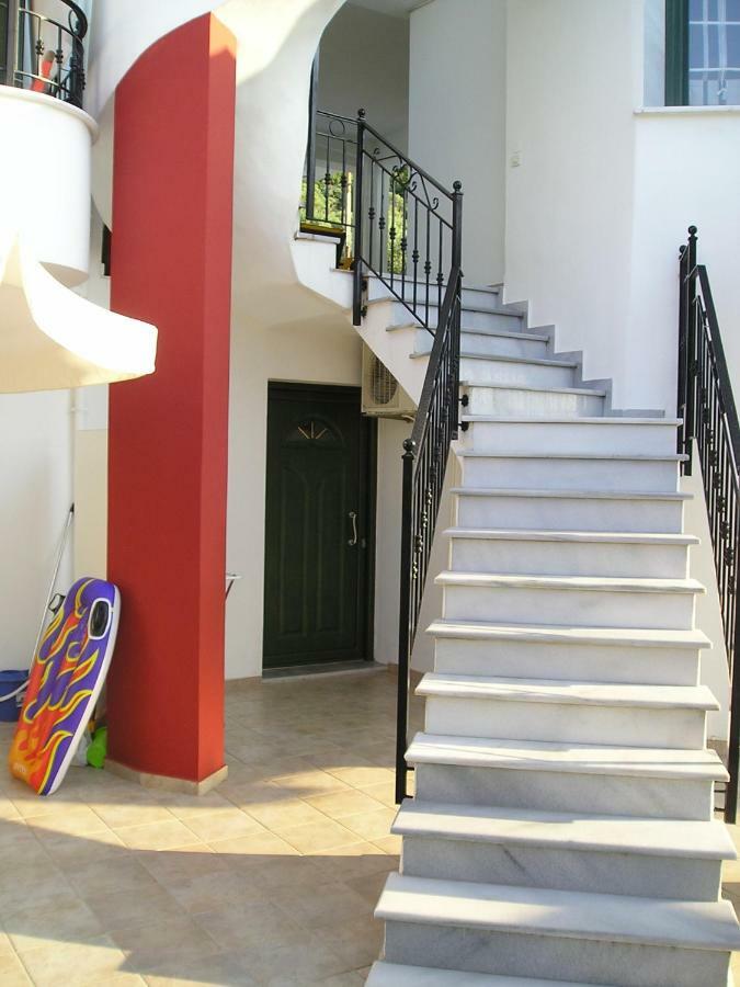 Golden Beach Inn Chrysi Ammoudia Dış mekan fotoğraf